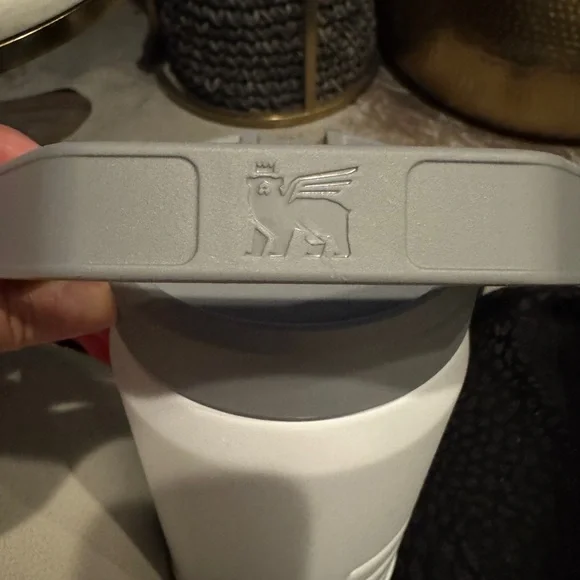 Stanley white multicolor ice flow 40oz basic tumbler - Picture 9 of 9